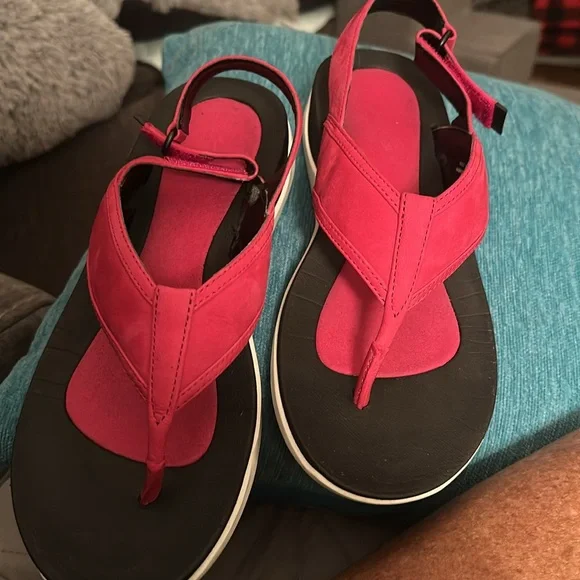 Clarks, red and blue between toes sandals. Small 1” wedge. Excellent condition. - Picture 6 of 6